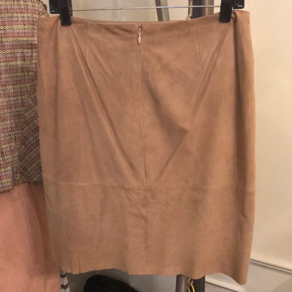Classic soft suede - Picture 2 of 2